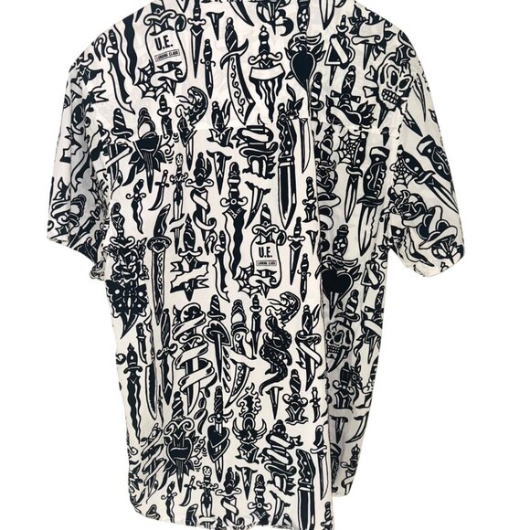 Lurking Class Daggers Black White Graphic Short-Sleeve Button-Up Shirt XL Goth - Picture 3 of 11